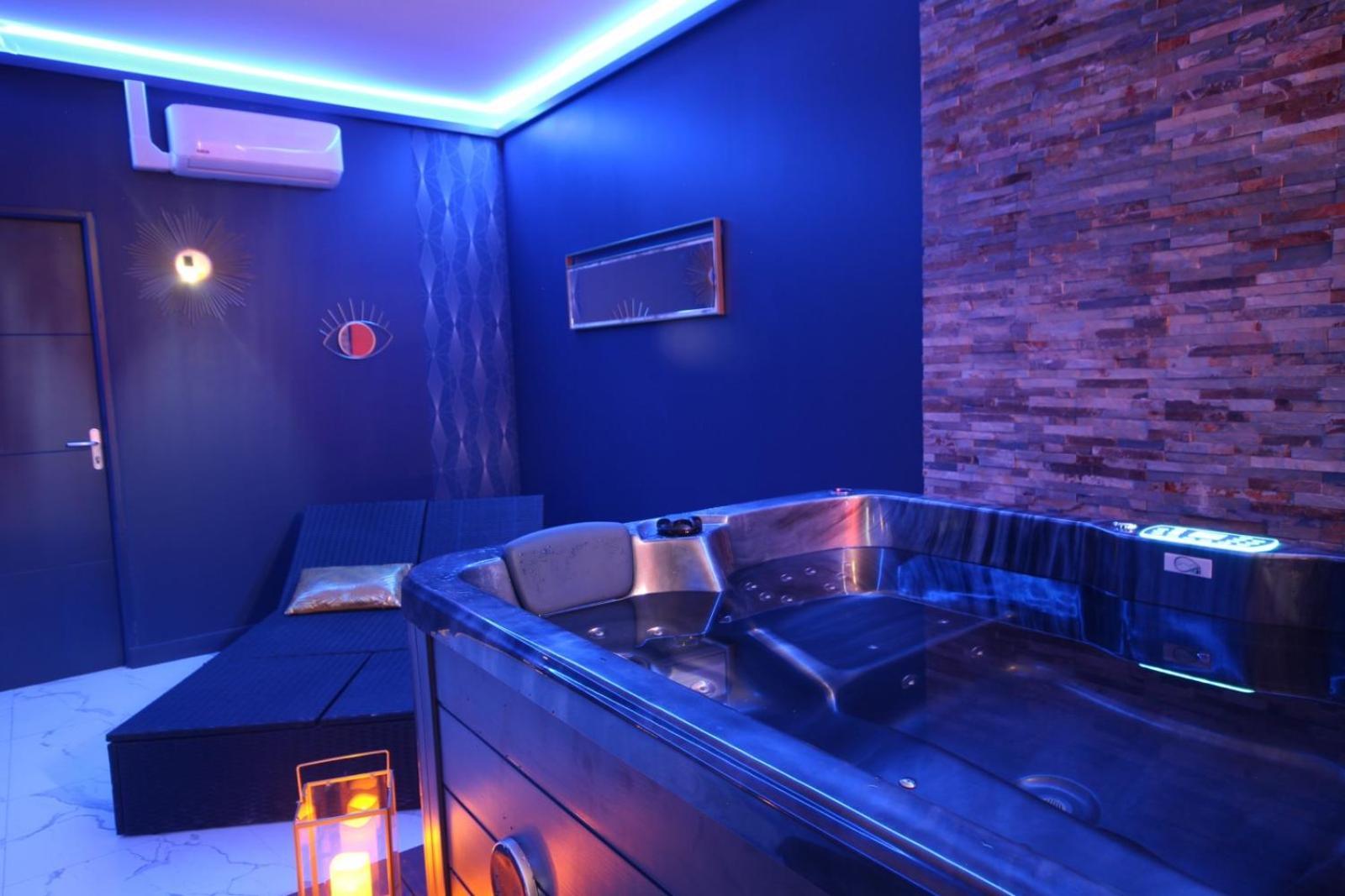Suite Blue Jacuzzi Le Breuil  Dış mekan fotoğraf