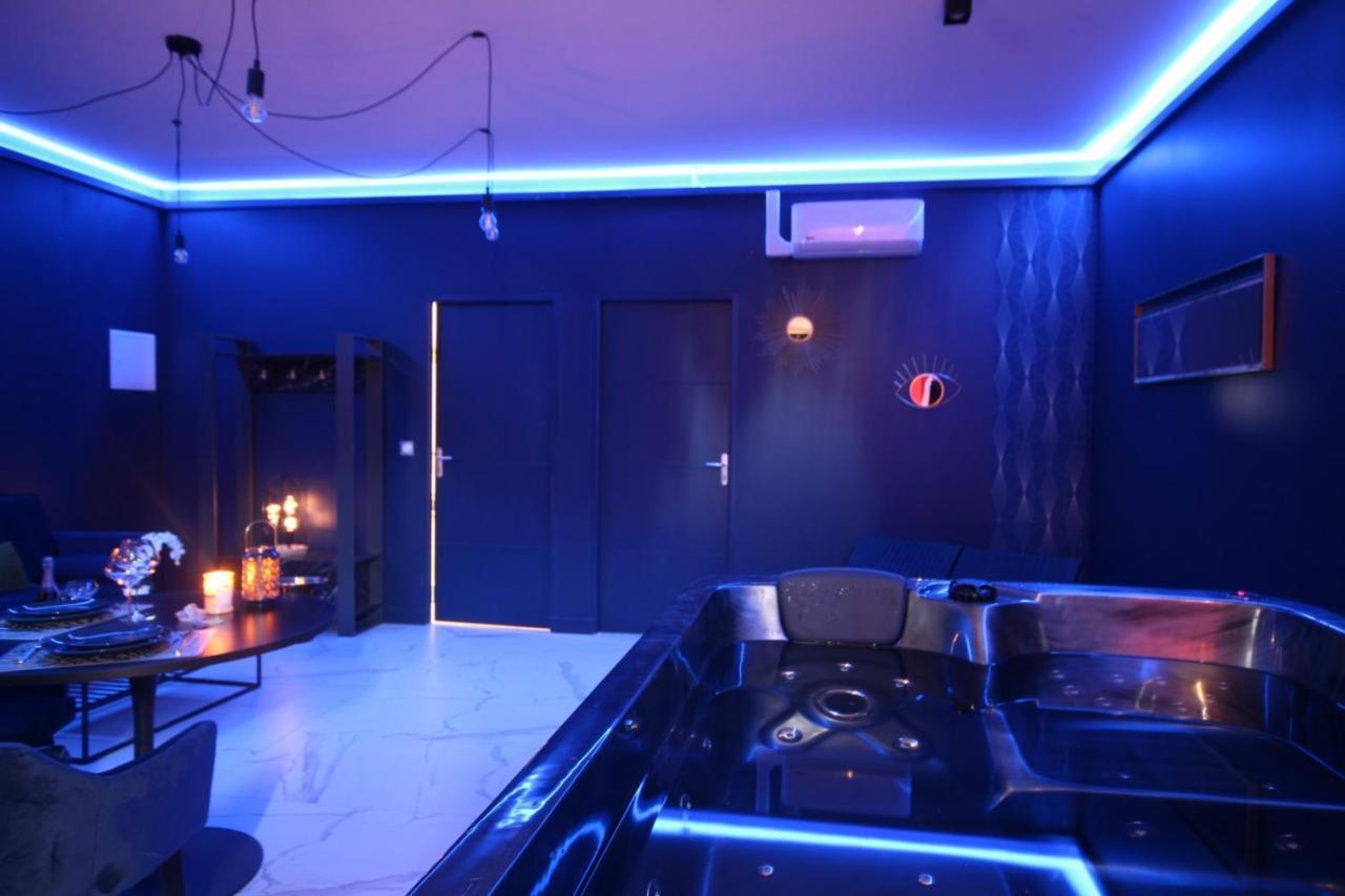 Suite Blue Jacuzzi Le Breuil  Dış mekan fotoğraf